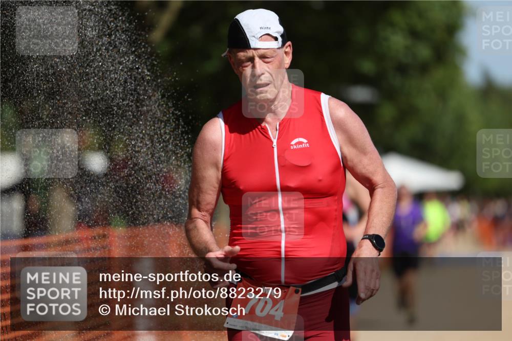 07.09.2025 - 19. Norderstedt Triathlon Michael Strokosch http://msf.ph/oto/8823279 07.09.2025 12:14:06 Laufen 704, 1246, 1334 meine-sportfotos.de