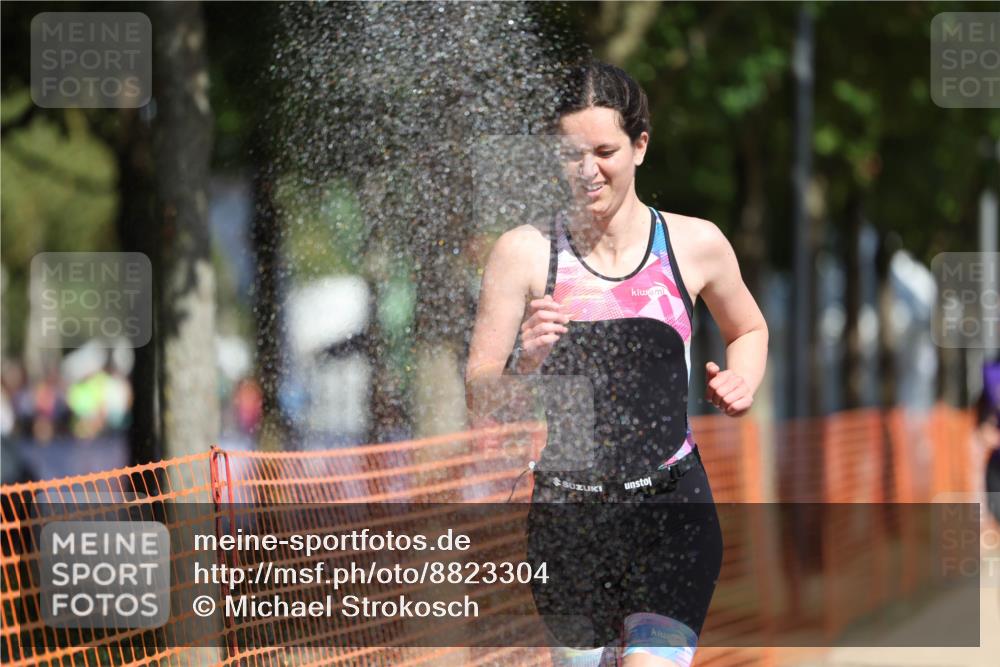 07.09.2025 - 19. Norderstedt Triathlon Michael Strokosch http://msf.ph/oto/8823304 07.09.2025 12:14:09 Laufen 704, 1246, 1334 meine-sportfotos.de