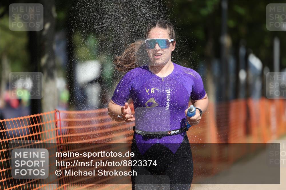 07.09.2025 - 19. Norderstedt Triathlon Michael Strokosch http://msf.ph/oto/8823374 07.09.2025 12:14:14 Laufen 1246 meine-sportfotos.de