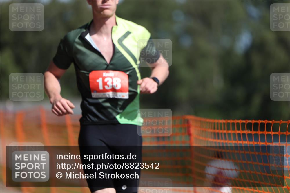 07.09.2025 - 19. Norderstedt Triathlon Michael Strokosch http://msf.ph/oto/8823542 07.09.2025 12:14:31 Laufen 138, 154, 819 meine-sportfotos.de