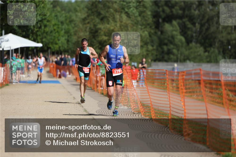 07.09.2025 - 19. Norderstedt Triathlon Michael Strokosch http://msf.ph/oto/8823551 07.09.2025 12:14:36 Laufen 775, 1332 meine-sportfotos.de
