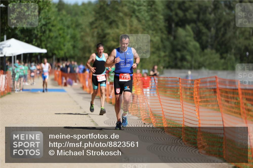 07.09.2025 - 19. Norderstedt Triathlon Michael Strokosch http://msf.ph/oto/8823561 07.09.2025 12:14:36 Laufen 775, 1332 meine-sportfotos.de