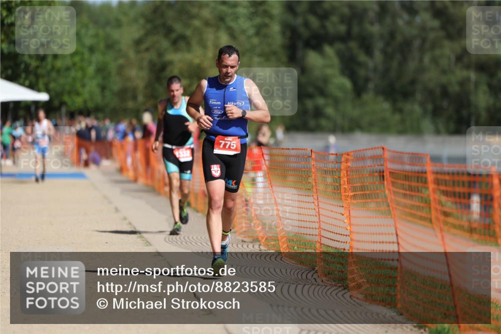 07.09.2025 - 19. Norderstedt Triathlon Michael Strokosch http://msf.ph/oto/8823585 07.09.2025 12:14:38 Laufen 775, 1332 meine-sportfotos.de