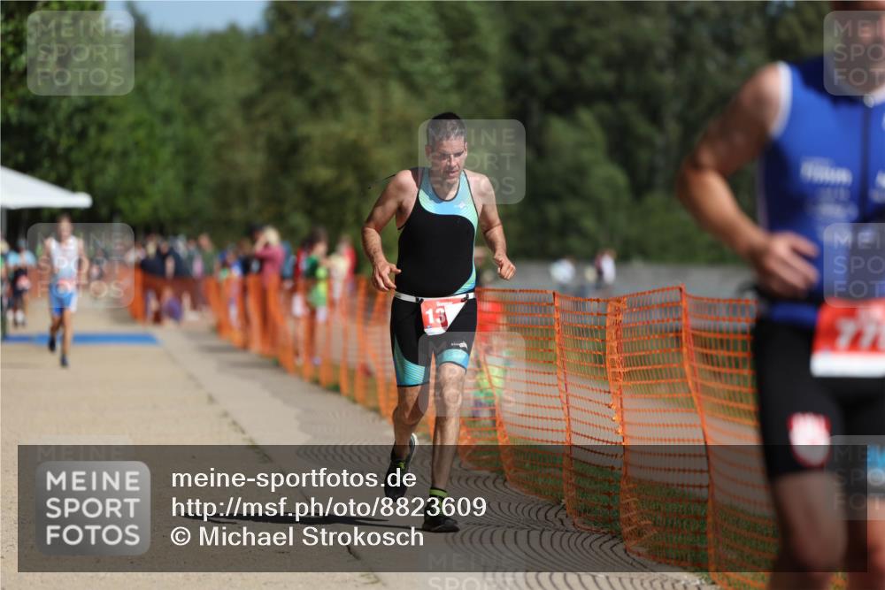 07.09.2025 - 19. Norderstedt Triathlon Michael Strokosch http://msf.ph/oto/8823609 07.09.2025 12:14:41 Laufen 775, 1332 meine-sportfotos.de
