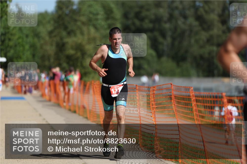 07.09.2025 - 19. Norderstedt Triathlon Michael Strokosch http://msf.ph/oto/8823630 07.09.2025 12:14:42 Laufen 775, 1332 meine-sportfotos.de