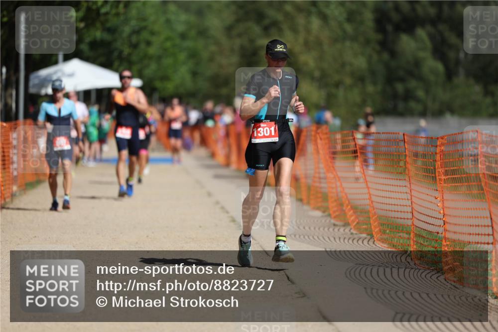 07.09.2025 - 19. Norderstedt Triathlon Michael Strokosch http://msf.ph/oto/8823727 07.09.2025 12:15:18 Laufen 1301, 1365 meine-sportfotos.de