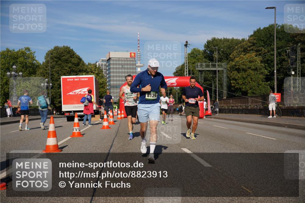 07.09.2025 - BARMER Alsterlauf Yannick Fuchs http://msf.ph/oto/8823913 07.09.2025 09:48:13 Laufen 3494, 8129, 5412 meine-sportfotos.de