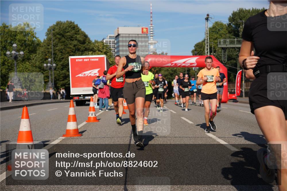 07.09.2025 - BARMER Alsterlauf Yannick Fuchs http://msf.ph/oto/8824602 07.09.2025 09:49:45 Laufen 5069, 267, 136, 25, 200 meine-sportfotos.de
