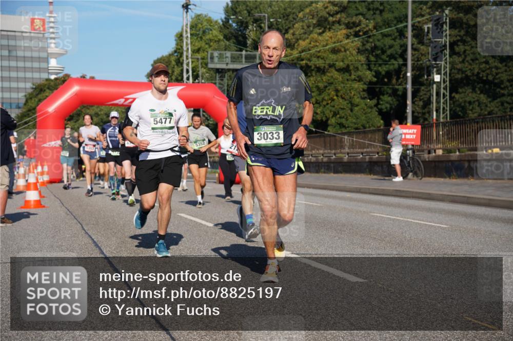 07.09.2025 - BARMER Alsterlauf Yannick Fuchs http://msf.ph/oto/8825197 07.09.2025 09:57:22 Laufen 512, 5477, 5352, 3033 meine-sportfotos.de