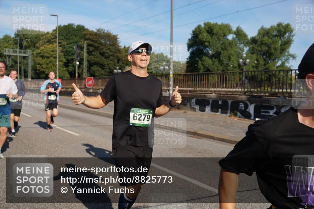 07.09.2025 - BARMER Alsterlauf Yannick Fuchs http://msf.ph/oto/8825773 07.09.2025 10:00:22 Laufen 031, 6279 meine-sportfotos.de