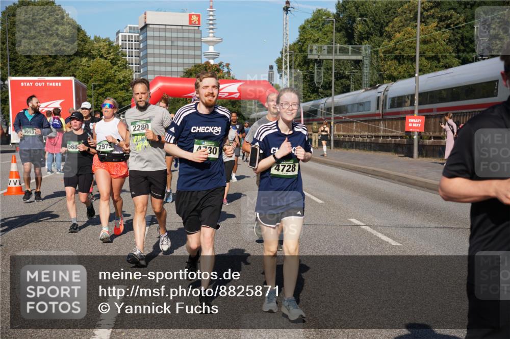 07.09.2025 - BARMER Alsterlauf Yannick Fuchs http://msf.ph/oto/8825871 07.09.2025 10:00:55 Laufen 3913, 568, 2975, 2280, 24, 330, 4728 meine-sportfotos.de