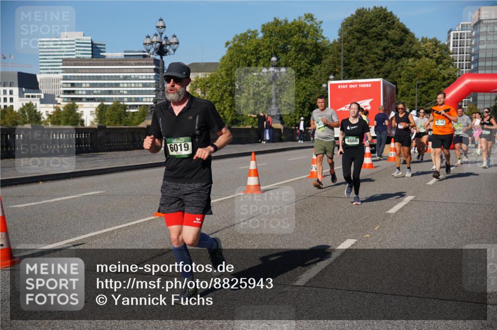 07.09.2025 - BARMER Alsterlauf Yannick Fuchs http://msf.ph/oto/8825943 07.09.2025 10:01:19 Laufen 6019, 4666, 8206, 3167, 1 meine-sportfotos.de