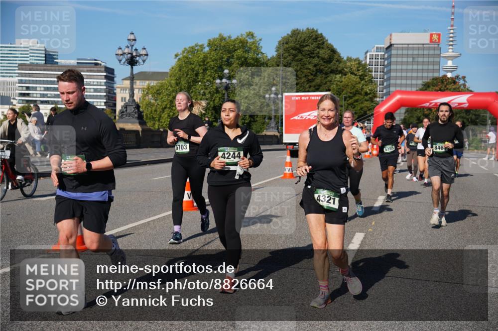 07.09.2025 - BARMER Alsterlauf Yannick Fuchs http://msf.ph/oto/8826664 07.09.2025 10:06:12 Laufen 5703, 4244, 4321, 5285, 8463 meine-sportfotos.de