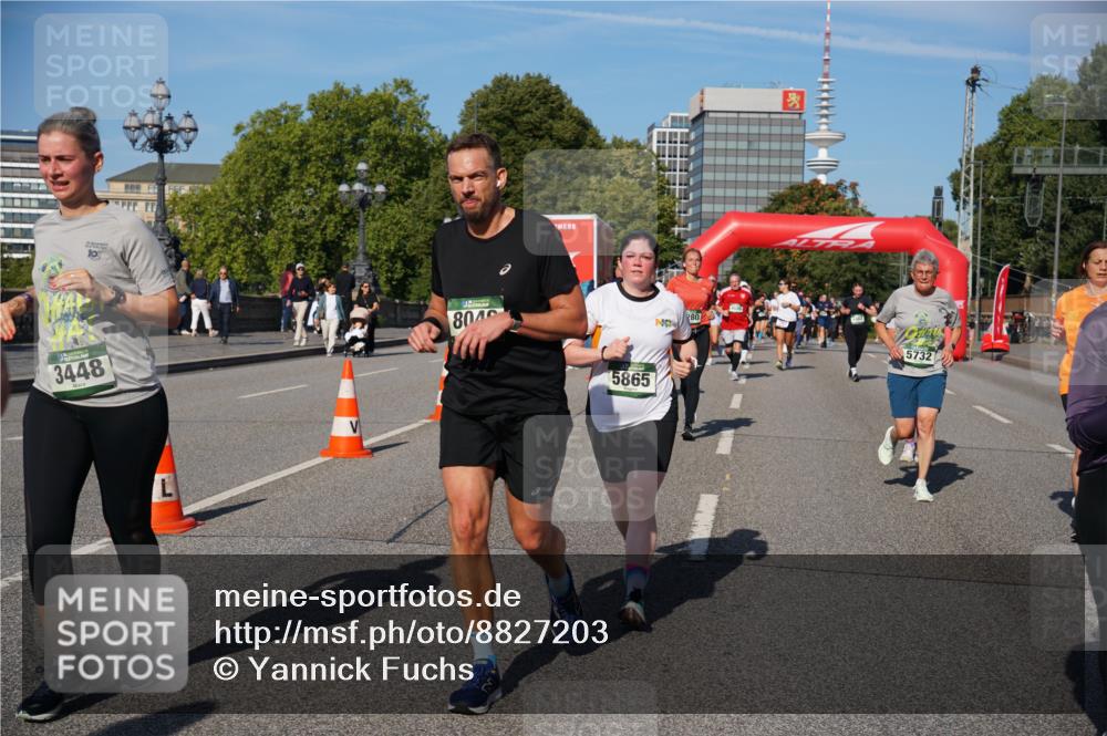 07.09.2025 - BARMER Alsterlauf Yannick Fuchs http://msf.ph/oto/8827203 07.09.2025 10:08:45 Laufen 3448, 804, 5865, 5732 meine-sportfotos.de