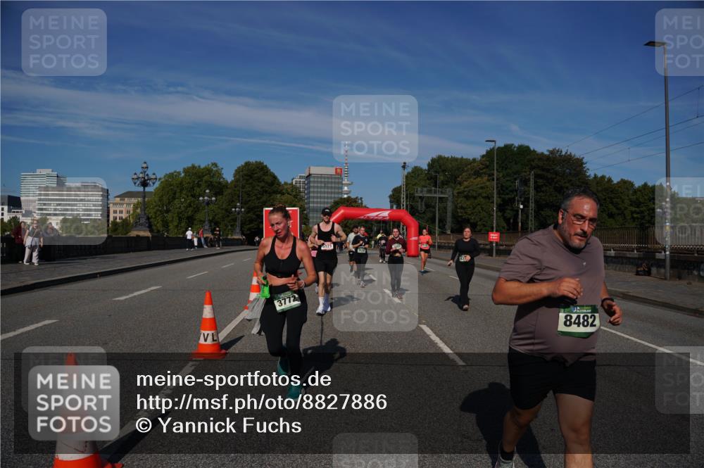07.09.2025 - BARMER Alsterlauf Yannick Fuchs http://msf.ph/oto/8827886 07.09.2025 10:11:32 Laufen 3772, 5121, 8482 meine-sportfotos.de