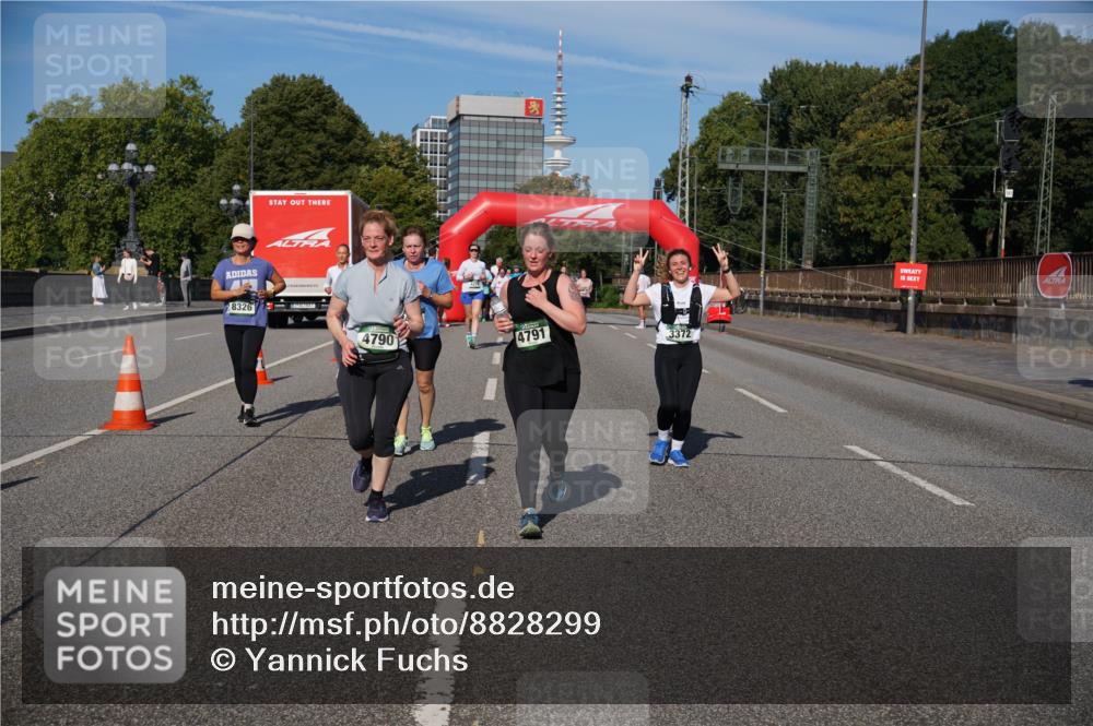 07.09.2025 - BARMER Alsterlauf Yannick Fuchs http://msf.ph/oto/8828299 07.09.2025 10:13:23 Laufen 8326, 4790, 4791, 3372 meine-sportfotos.de