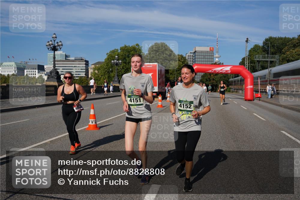 07.09.2025 - BARMER Alsterlauf Yannick Fuchs http://msf.ph/oto/8828808 07.09.2025 10:16:17 Laufen 4656, 4151, 10, 4152 meine-sportfotos.de
