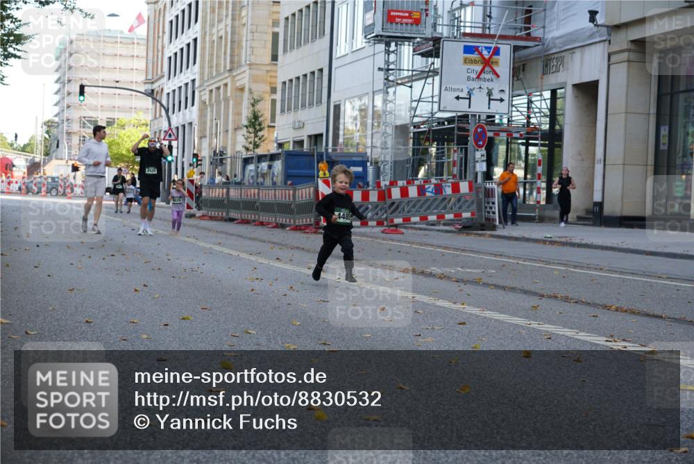 07.09.2025 - BARMER Alsterlauf Yannick Fuchs http://msf.ph/oto/8830532 07.09.2025 10:52:13 Laufen 8425, 426, 4485 meine-sportfotos.de