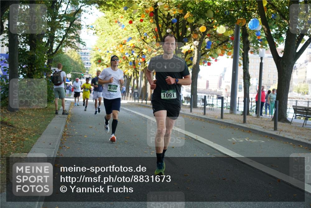 07.09.2025 - BARMER Alsterlauf Yannick Fuchs http://msf.ph/oto/8831673 07.09.2025 11:34:55 Laufen 8100, 1091 meine-sportfotos.de