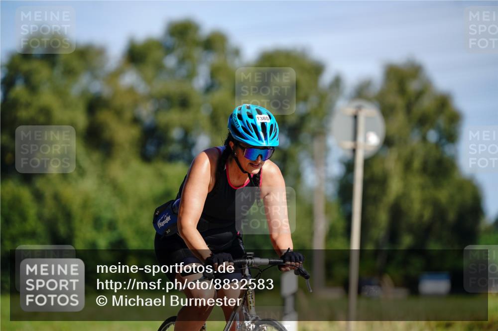 07.09.2025 - 19. Norderstedt Triathlon Michael Burmester http://msf.ph/oto/8832583 07.09.2025 11:45:34 Radfahren 1380 meine-sportfotos.de