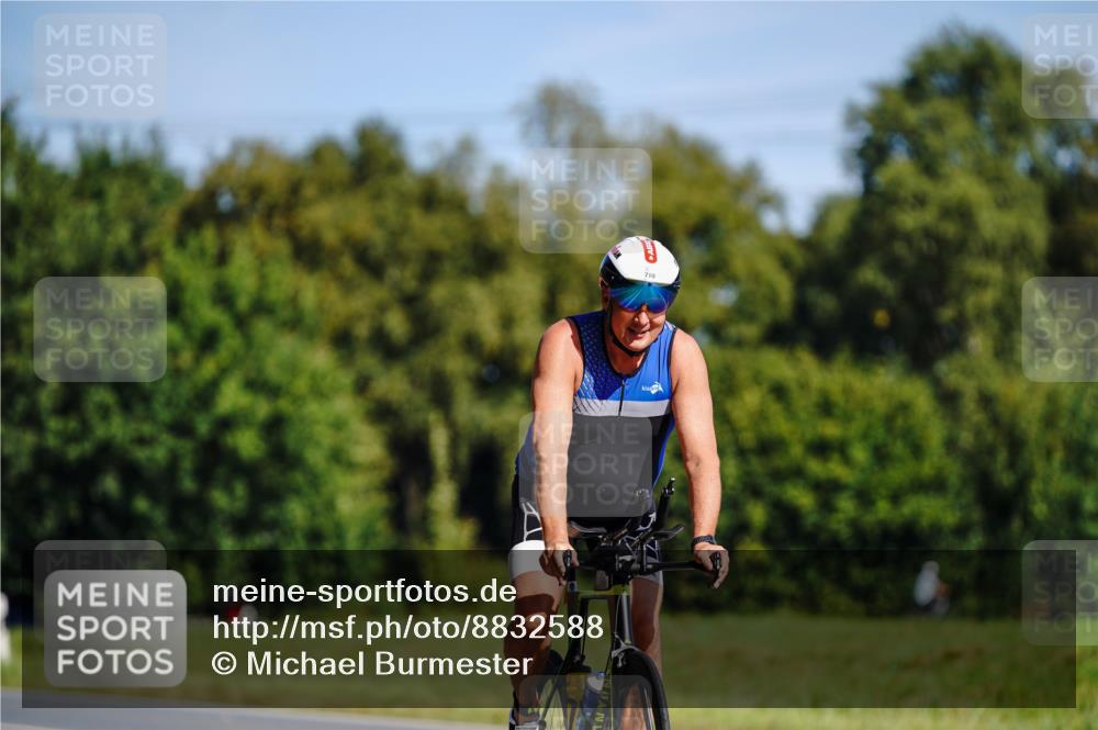07.09.2025 - 19. Norderstedt Triathlon Michael Burmester http://msf.ph/oto/8832588 07.09.2025 11:45:42 Radfahren 710 meine-sportfotos.de