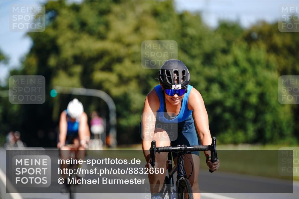 07.09.2025 - 19. Norderstedt Triathlon Michael Burmester http://msf.ph/oto/8832660 07.09.2025 11:48:55 Radfahren 793, 845, 1267 meine-sportfotos.de