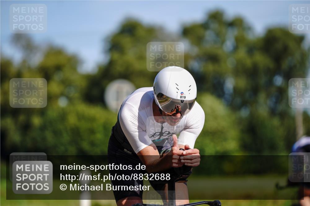 07.09.2025 - 19. Norderstedt Triathlon Michael Burmester http://msf.ph/oto/8832688 07.09.2025 11:50:16 Radfahren 228, 819 meine-sportfotos.de