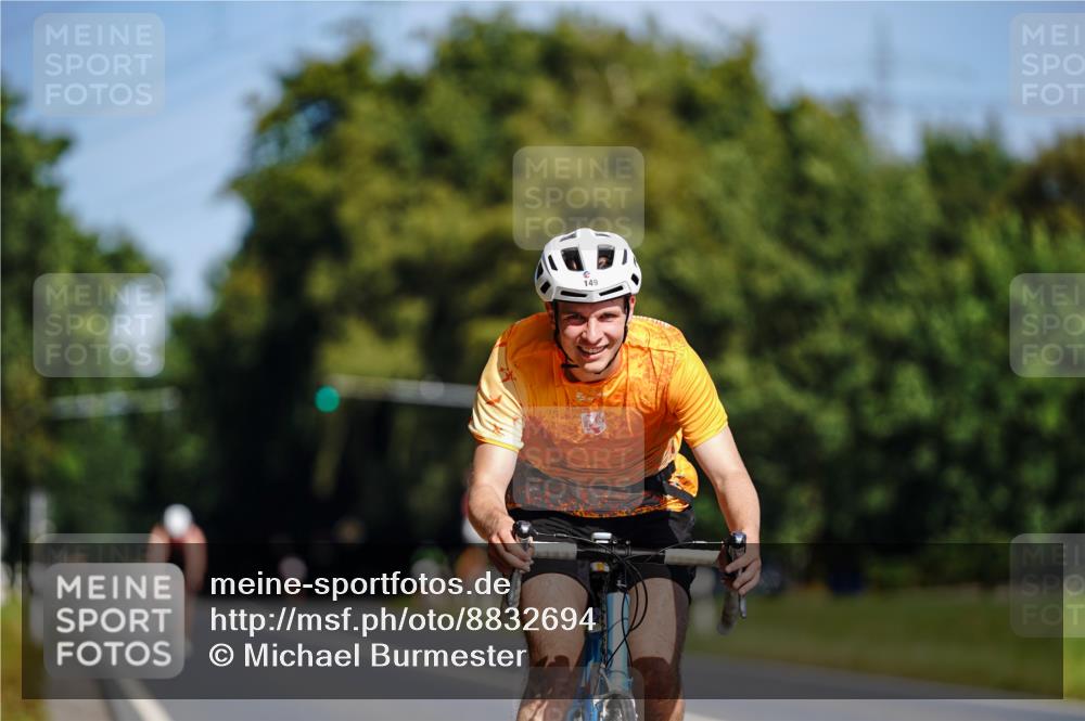 07.09.2025 - 19. Norderstedt Triathlon Michael Burmester http://msf.ph/oto/8832694 07.09.2025 11:50:41 Radfahren 149 meine-sportfotos.de