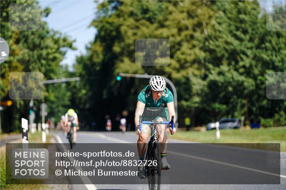 07.09.2025 - 19. Norderstedt Triathlon Michael Burmester http://msf.ph/oto/8832726 07.09.2025 11:52:10 Radfahren 720 meine-sportfotos.de