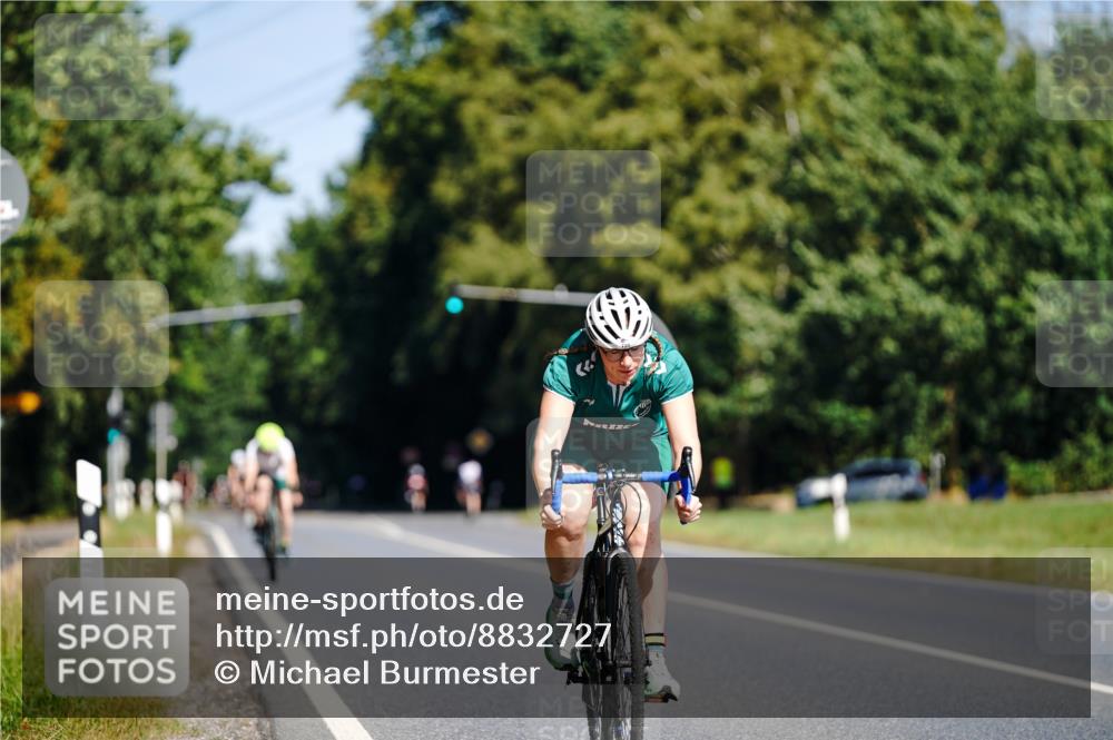 07.09.2025 - 19. Norderstedt Triathlon Michael Burmester http://msf.ph/oto/8832727 07.09.2025 11:52:10 Radfahren 720 meine-sportfotos.de