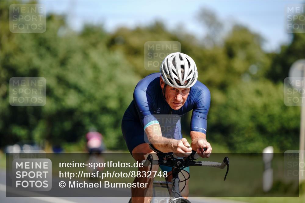 07.09.2025 - 19. Norderstedt Triathlon Michael Burmester http://msf.ph/oto/8832748 07.09.2025 11:52:51 Radfahren 136, 791, 837 meine-sportfotos.de