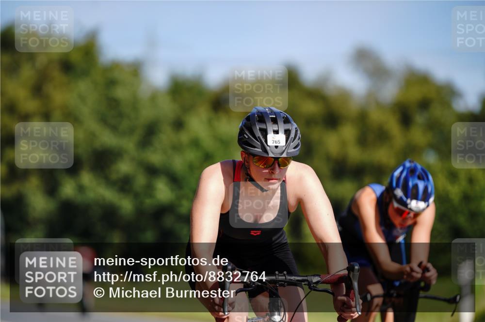 07.09.2025 - 19. Norderstedt Triathlon Michael Burmester http://msf.ph/oto/8832764 07.09.2025 11:53:42 Radfahren 168, 765, 846 meine-sportfotos.de