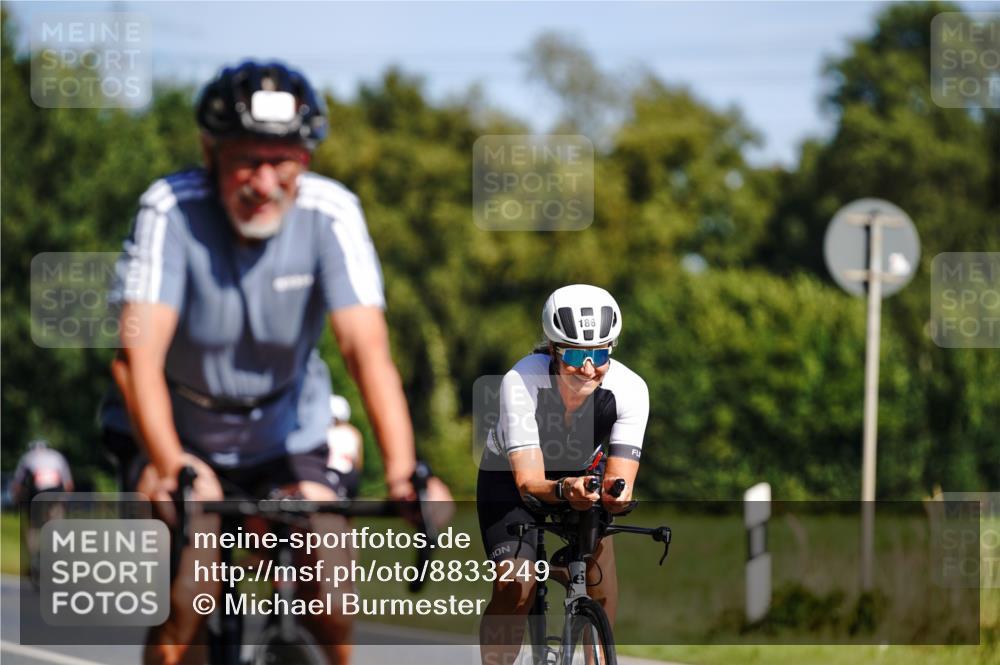 07.09.2025 - 19. Norderstedt Triathlon Michael Burmester http://msf.ph/oto/8833249 07.09.2025 11:44:48 Radfahren 186, 192 meine-sportfotos.de