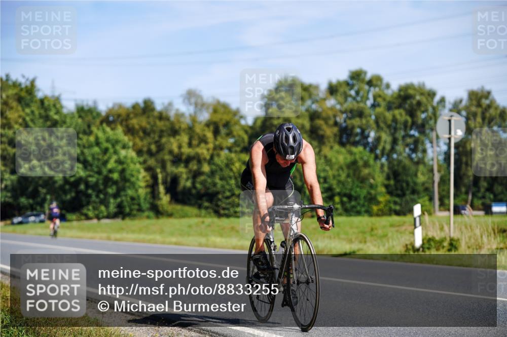 07.09.2025 - 19. Norderstedt Triathlon Michael Burmester http://msf.ph/oto/8833255 07.09.2025 11:45:10 Radfahren 1217 meine-sportfotos.de