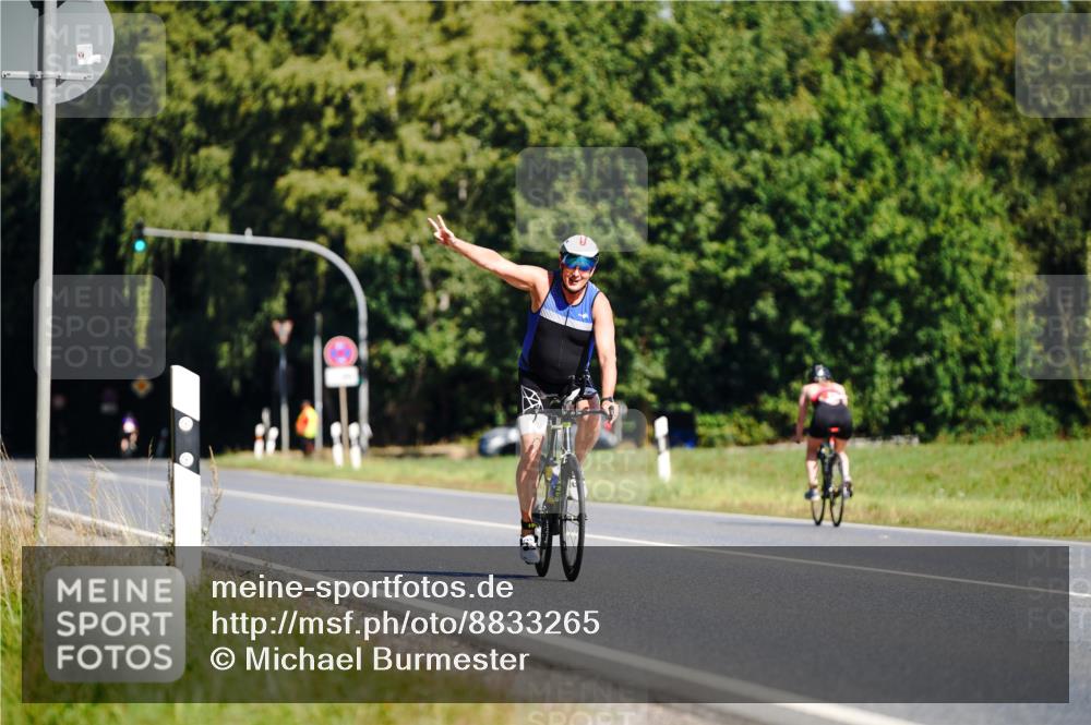 07.09.2025 - 19. Norderstedt Triathlon Michael Burmester http://msf.ph/oto/8833265 07.09.2025 11:45:39 Radfahren 1380 meine-sportfotos.de