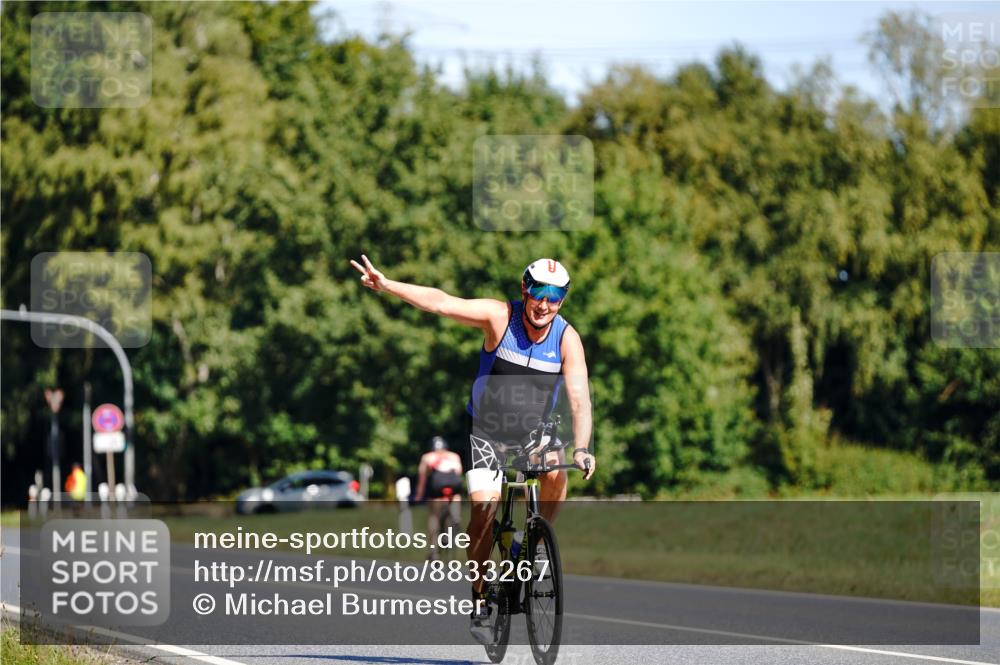 07.09.2025 - 19. Norderstedt Triathlon Michael Burmester http://msf.ph/oto/8833267 07.09.2025 11:45:40 Radfahren 710 meine-sportfotos.de
