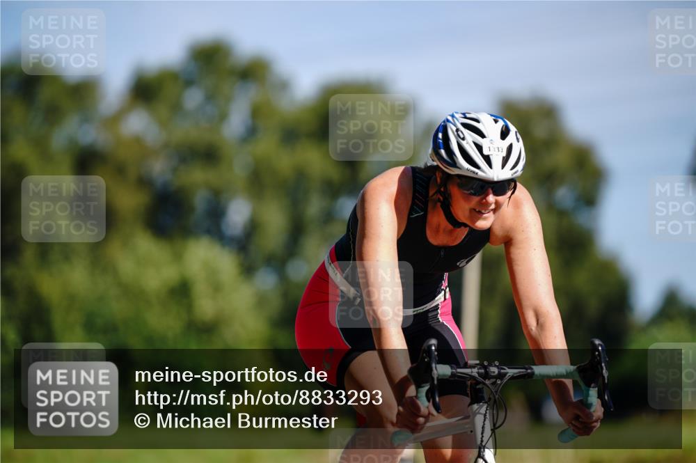 07.09.2025 - 19. Norderstedt Triathlon Michael Burmester http://msf.ph/oto/8833293 07.09.2025 11:46:50 Radfahren 736, 1258, 1333 meine-sportfotos.de