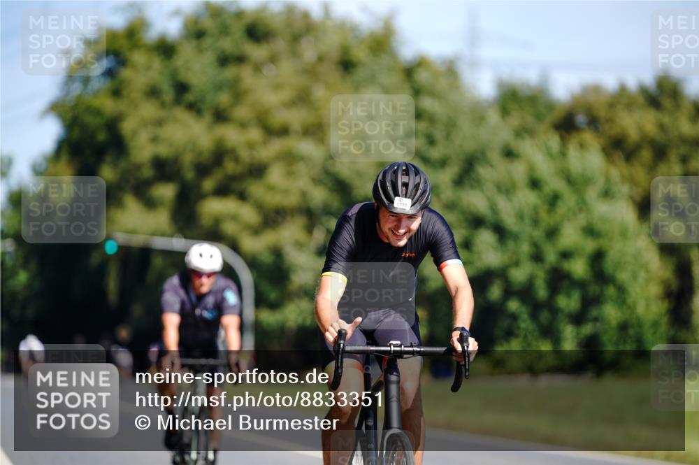 07.09.2025 - 19. Norderstedt Triathlon Michael Burmester http://msf.ph/oto/8833351 07.09.2025 11:49:47 Radfahren 253, 1223 meine-sportfotos.de