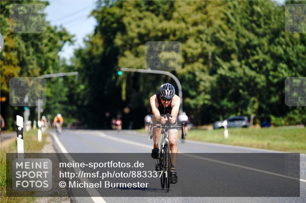 07.09.2025 - 19. Norderstedt Triathlon Michael Burmester http://msf.ph/oto/8833371 07.09.2025 11:50:26 Radfahren 746 meine-sportfotos.de