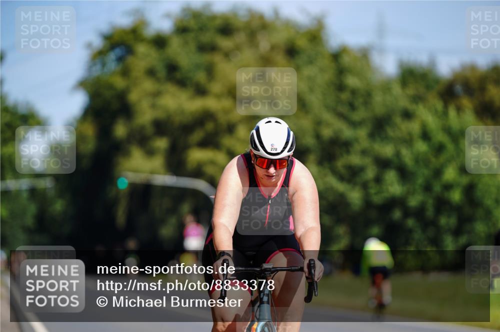 07.09.2025 - 19. Norderstedt Triathlon Michael Burmester http://msf.ph/oto/8833378 07.09.2025 11:50:46 Radfahren 278 meine-sportfotos.de