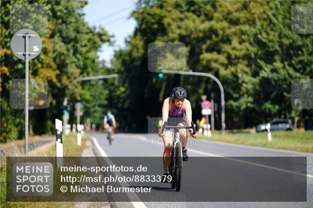07.09.2025 - 19. Norderstedt Triathlon Michael Burmester http://msf.ph/oto/8833379 07.09.2025 11:50:59 Radfahren 763 meine-sportfotos.de