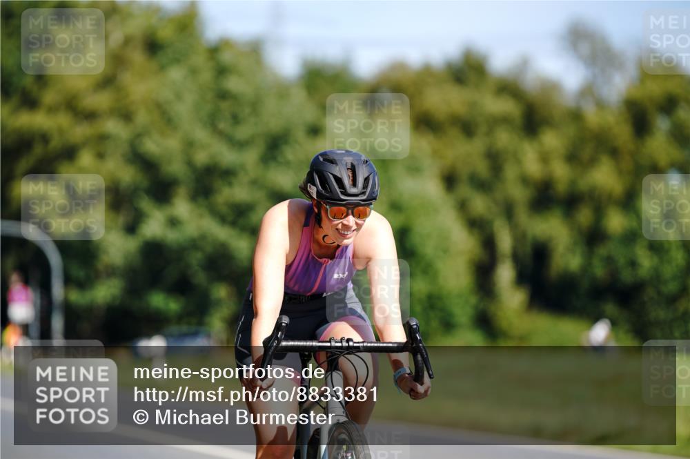 07.09.2025 - 19. Norderstedt Triathlon Michael Burmester http://msf.ph/oto/8833381 07.09.2025 11:51:01 Radfahren 763 meine-sportfotos.de