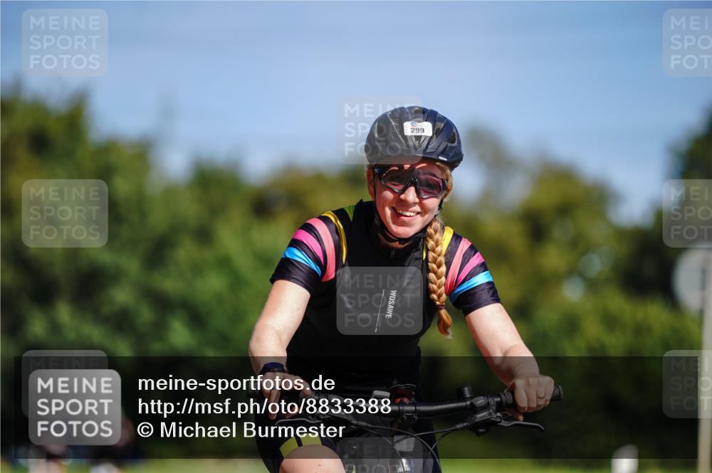 07.09.2025 - 19. Norderstedt Triathlon Michael Burmester http://msf.ph/oto/8833388 07.09.2025 11:51:33 Radfahren 299 meine-sportfotos.de