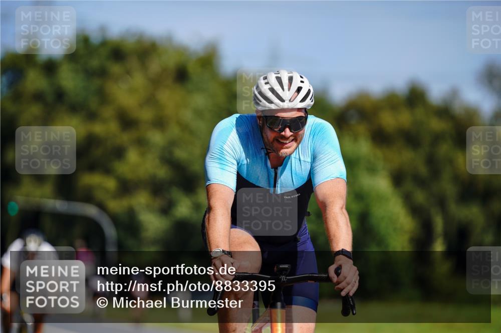07.09.2025 - 19. Norderstedt Triathlon Michael Burmester http://msf.ph/oto/8833395 07.09.2025 11:51:49 Radfahren 782, 1319 meine-sportfotos.de