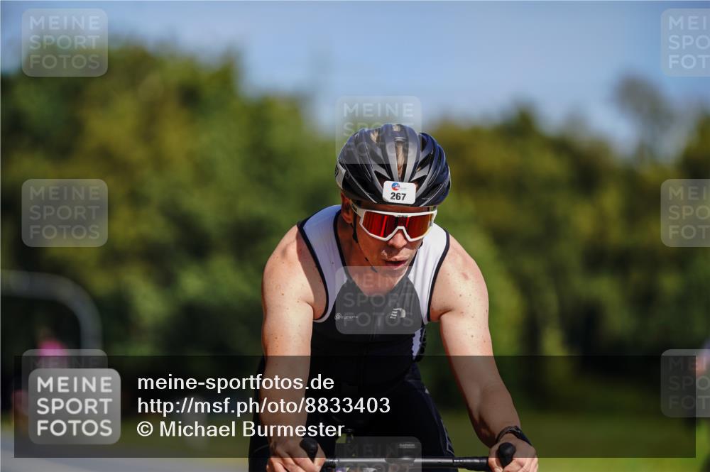 07.09.2025 - 19. Norderstedt Triathlon Michael Burmester http://msf.ph/oto/8833403 07.09.2025 11:51:54 Radfahren 267, 782 meine-sportfotos.de