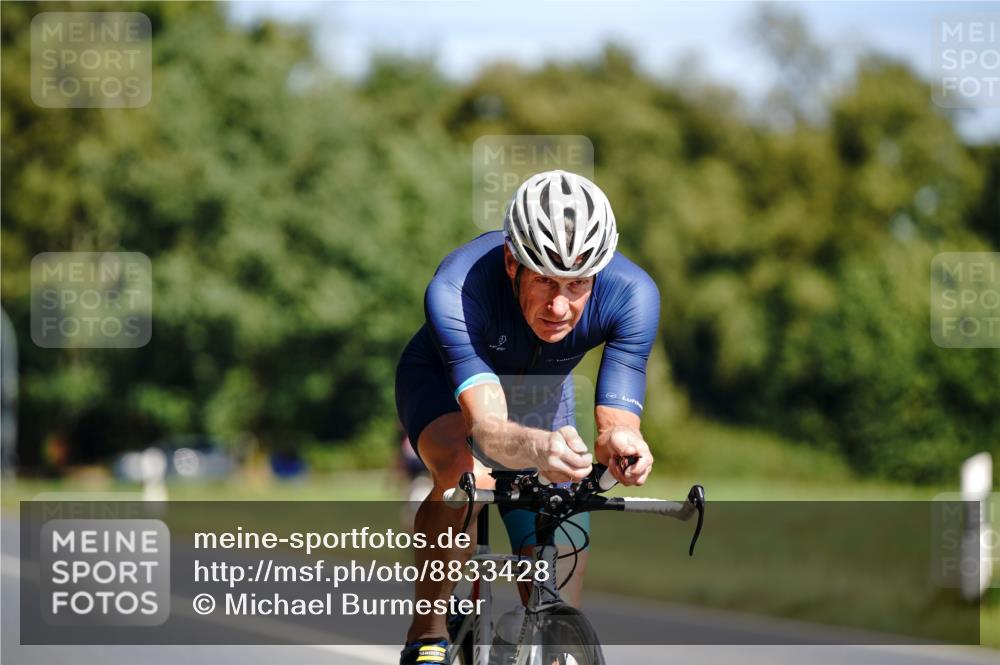 07.09.2025 - 19. Norderstedt Triathlon Michael Burmester http://msf.ph/oto/8833428 07.09.2025 11:52:51 Radfahren 136, 791, 837 meine-sportfotos.de