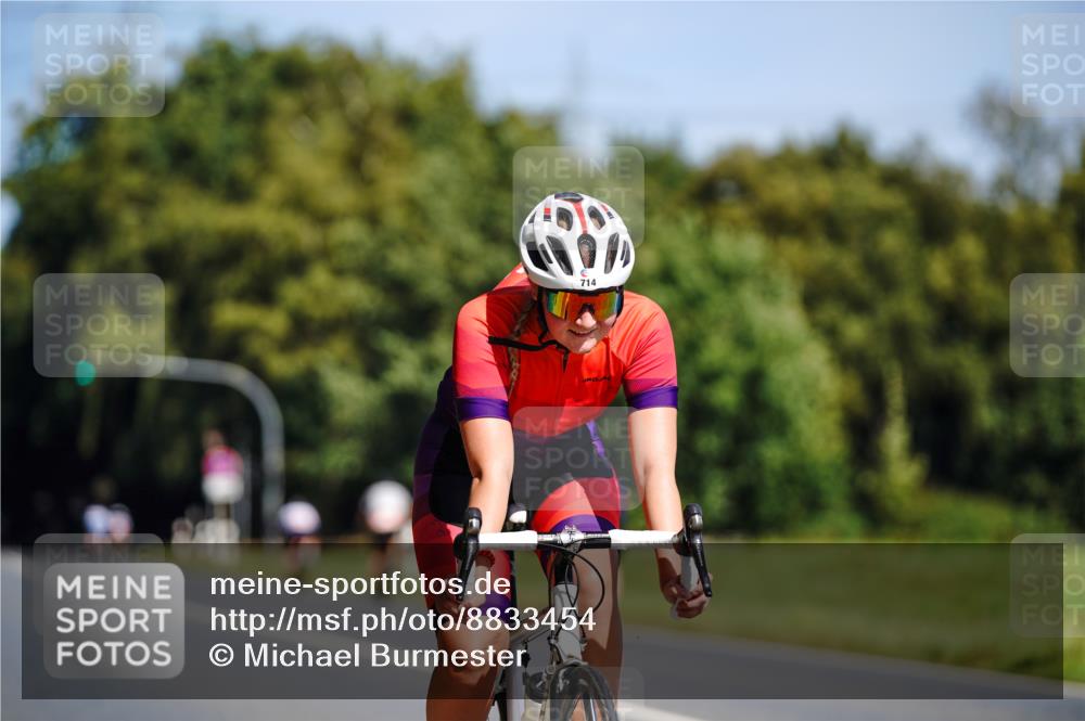 07.09.2025 - 19. Norderstedt Triathlon Michael Burmester http://msf.ph/oto/8833454 07.09.2025 11:54:00 Radfahren 714 meine-sportfotos.de