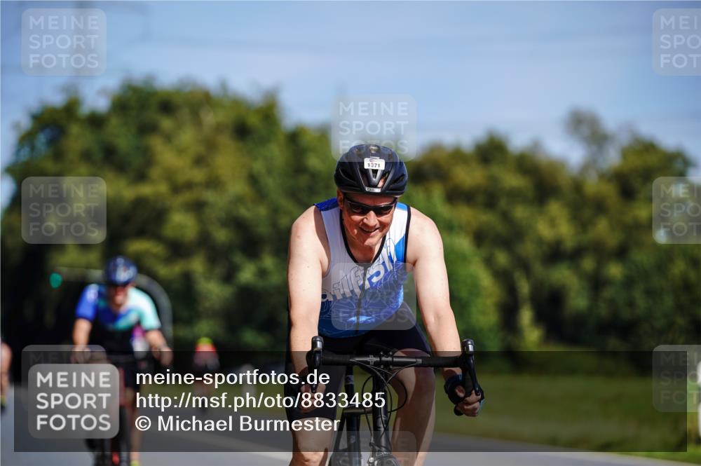 07.09.2025 - 19. Norderstedt Triathlon Michael Burmester http://msf.ph/oto/8833485 07.09.2025 11:54:40 Radfahren 741, 1371 meine-sportfotos.de