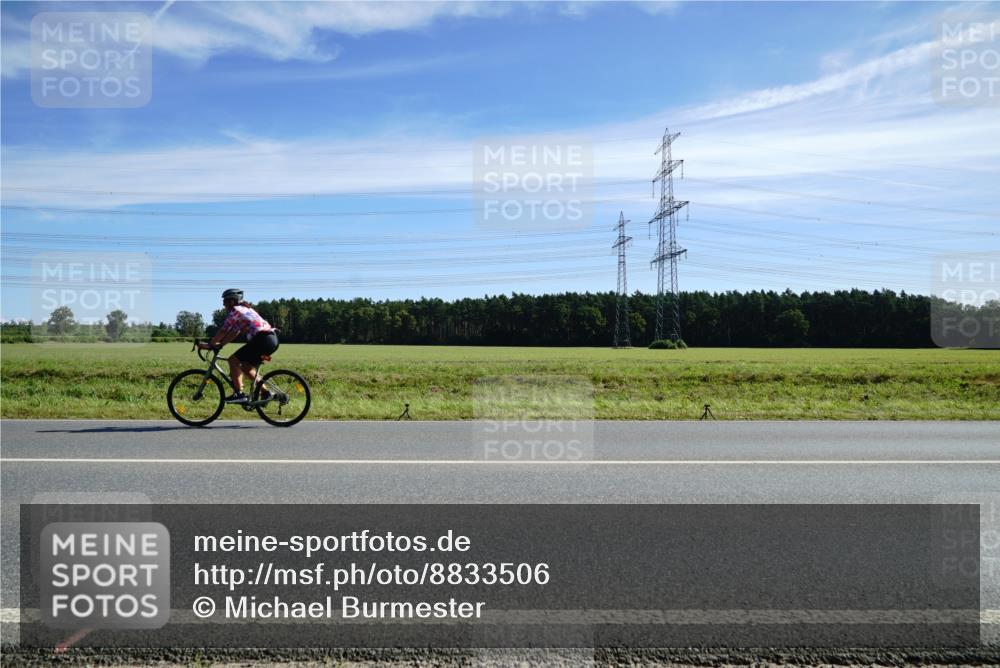 07.09.2025 - 19. Norderstedt Triathlon Michael Burmester http://msf.ph/oto/8833506 07.09.2025 11:53:15 Radfahren 778 meine-sportfotos.de