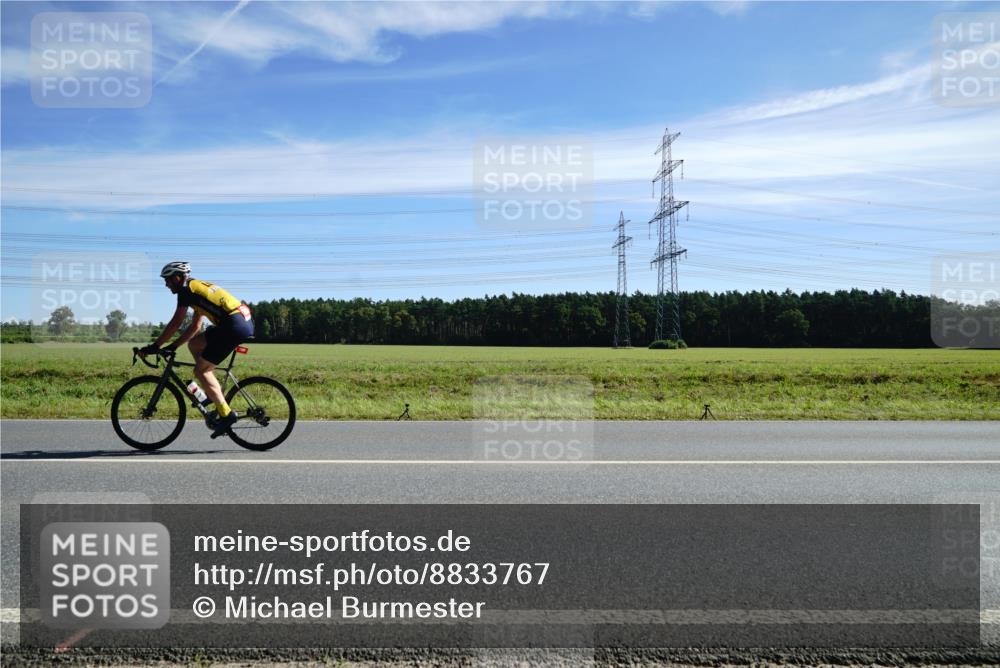 07.09.2025 - 19. Norderstedt Triathlon Michael Burmester http://msf.ph/oto/8833767 07.09.2025 11:54:32 Radfahren  meine-sportfotos.de